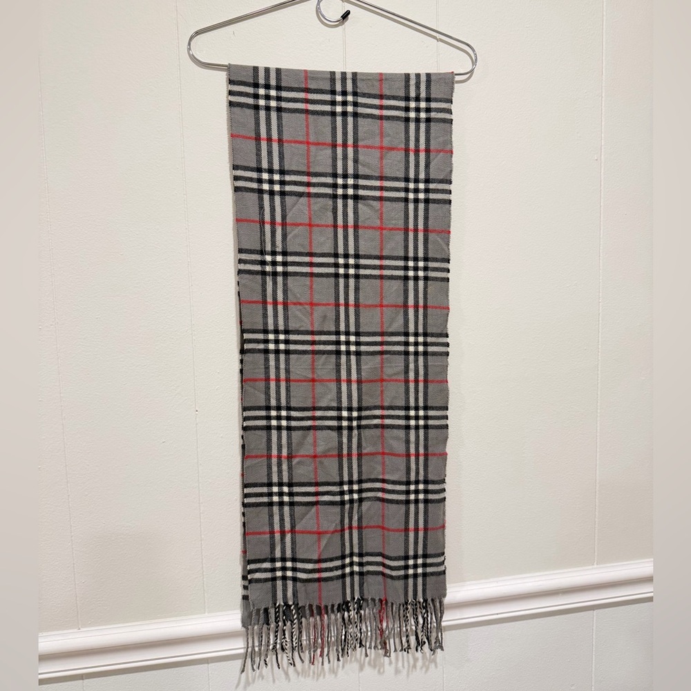 Plaid Gray and Red Scarf